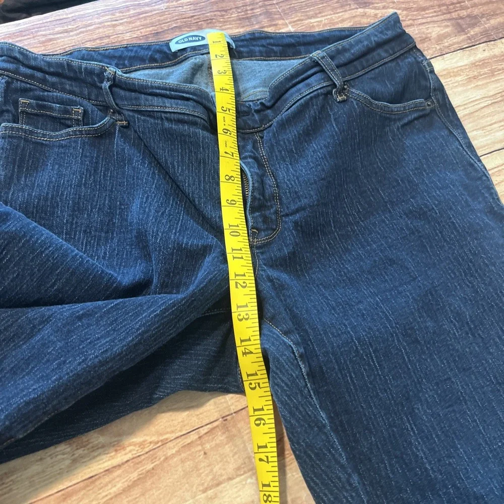 Women's Sz 18 Old Navy Kicker Boot-Cut Secret-Slim Pockets